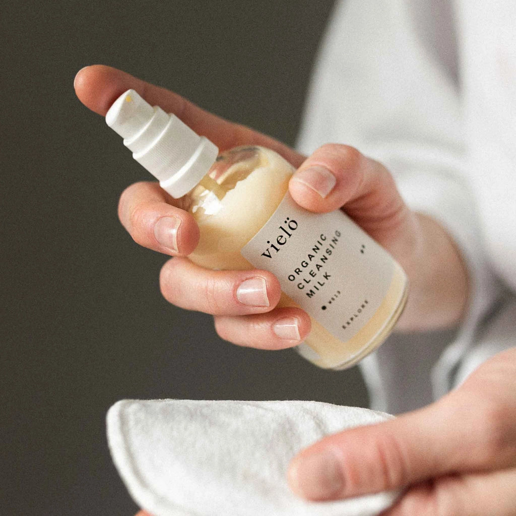 Vielö Gentle Organic Cleansing Milk